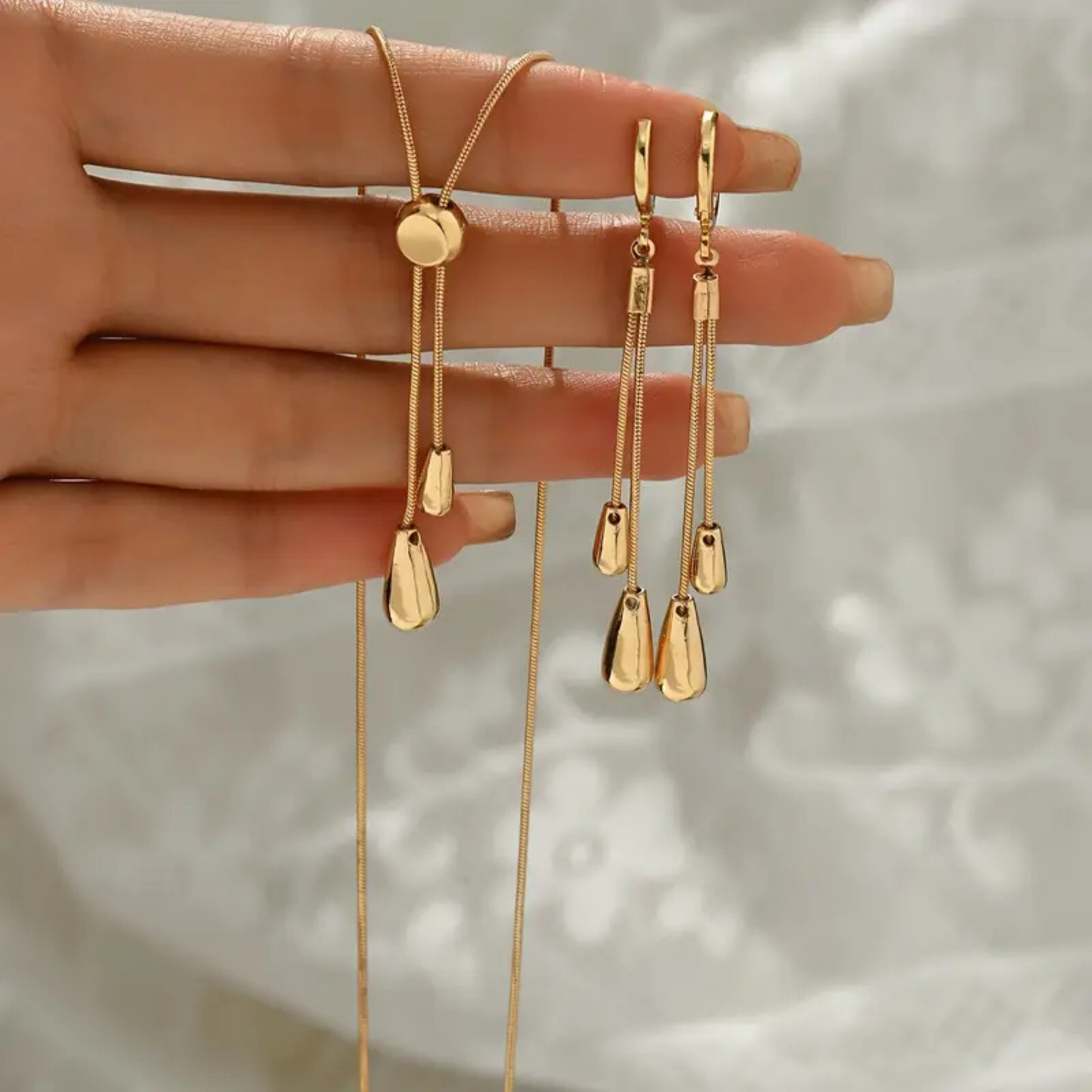 Gold çelik küpe kolye set