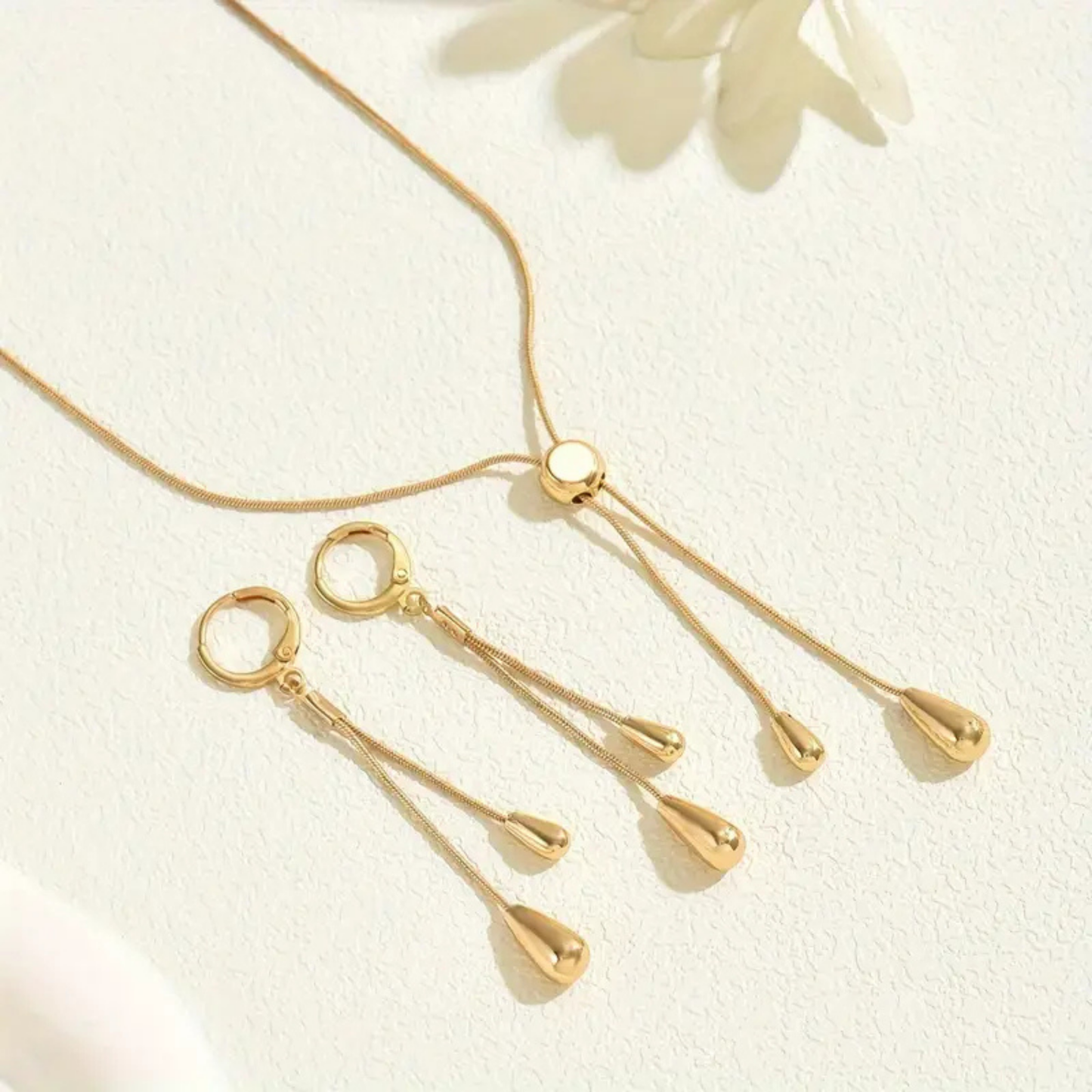 Gold çelik küpe kolye set